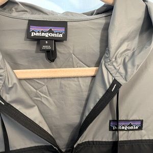 Patagonia Light Windbreaker